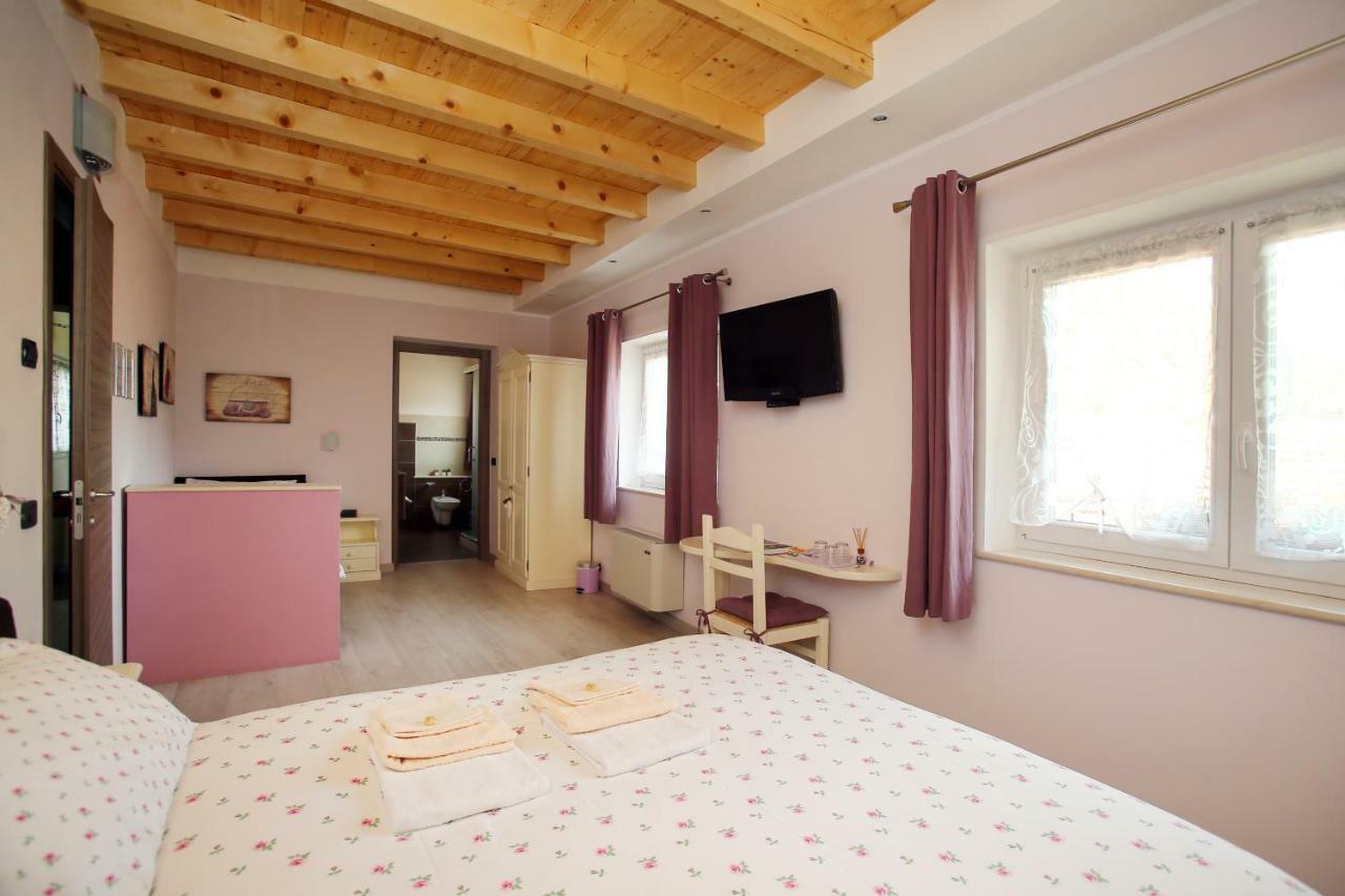 B&B La Vecchia Tipografia - Lago D'Idro Ponte Caffaro Eksteriør billede