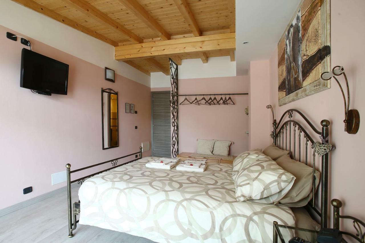 B&B La Vecchia Tipografia - Lago D'Idro Ponte Caffaro Eksteriør billede